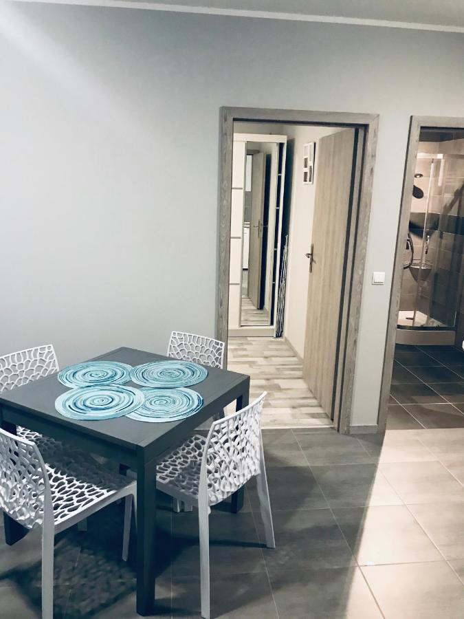 Apartament C18 Jelenia Góra Esterno foto